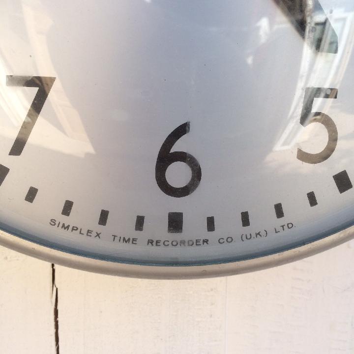 Reloj de pared simples 35