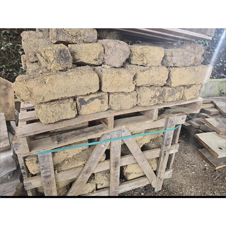 LADRILLOS DE BARRO
