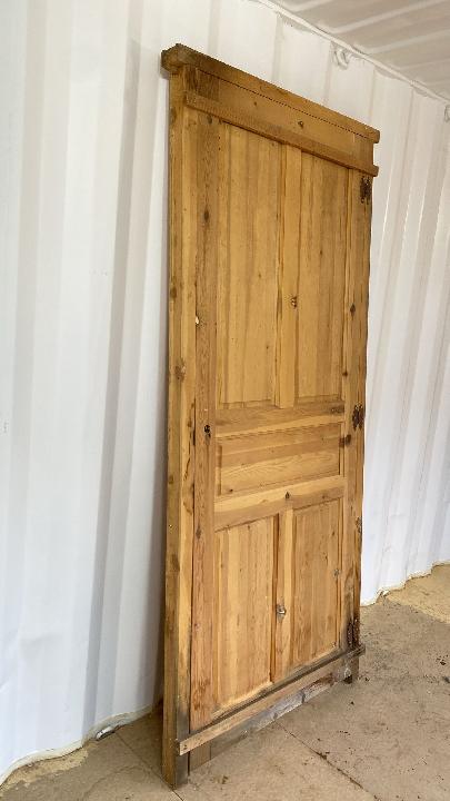 Puerta interior opaca