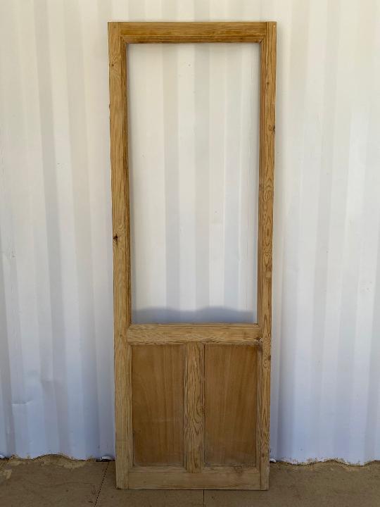 Puerta interior cristalera
