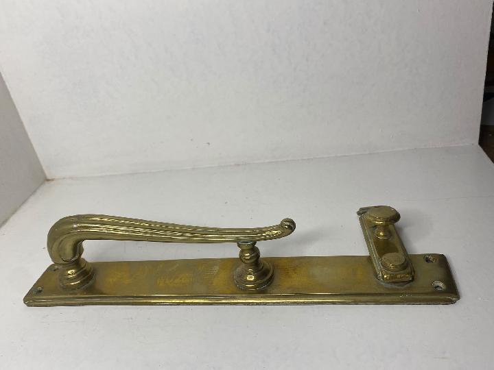 Tirador de asa