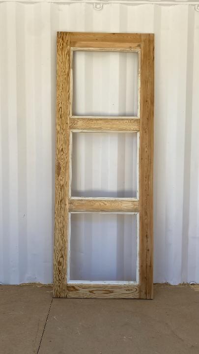 Puerta interior cristalera