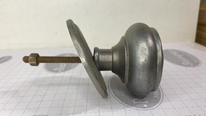 Pomo Clavileño