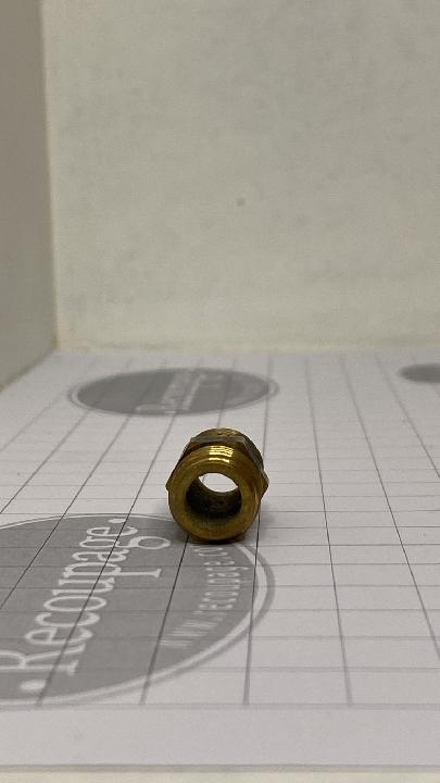 RH-590 Conector roscado 1/8