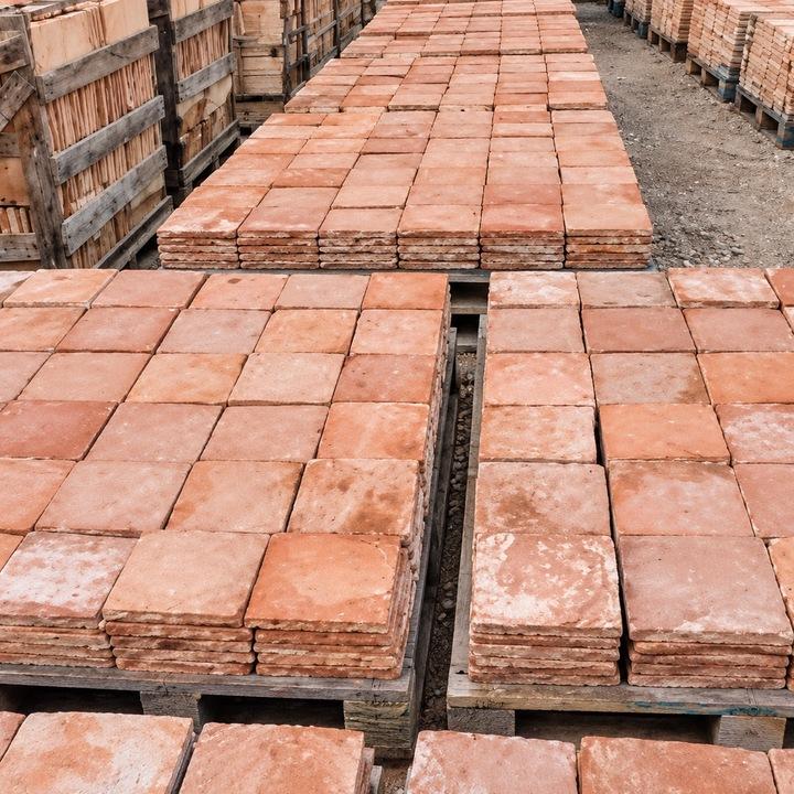 Baldosa de barro rojo